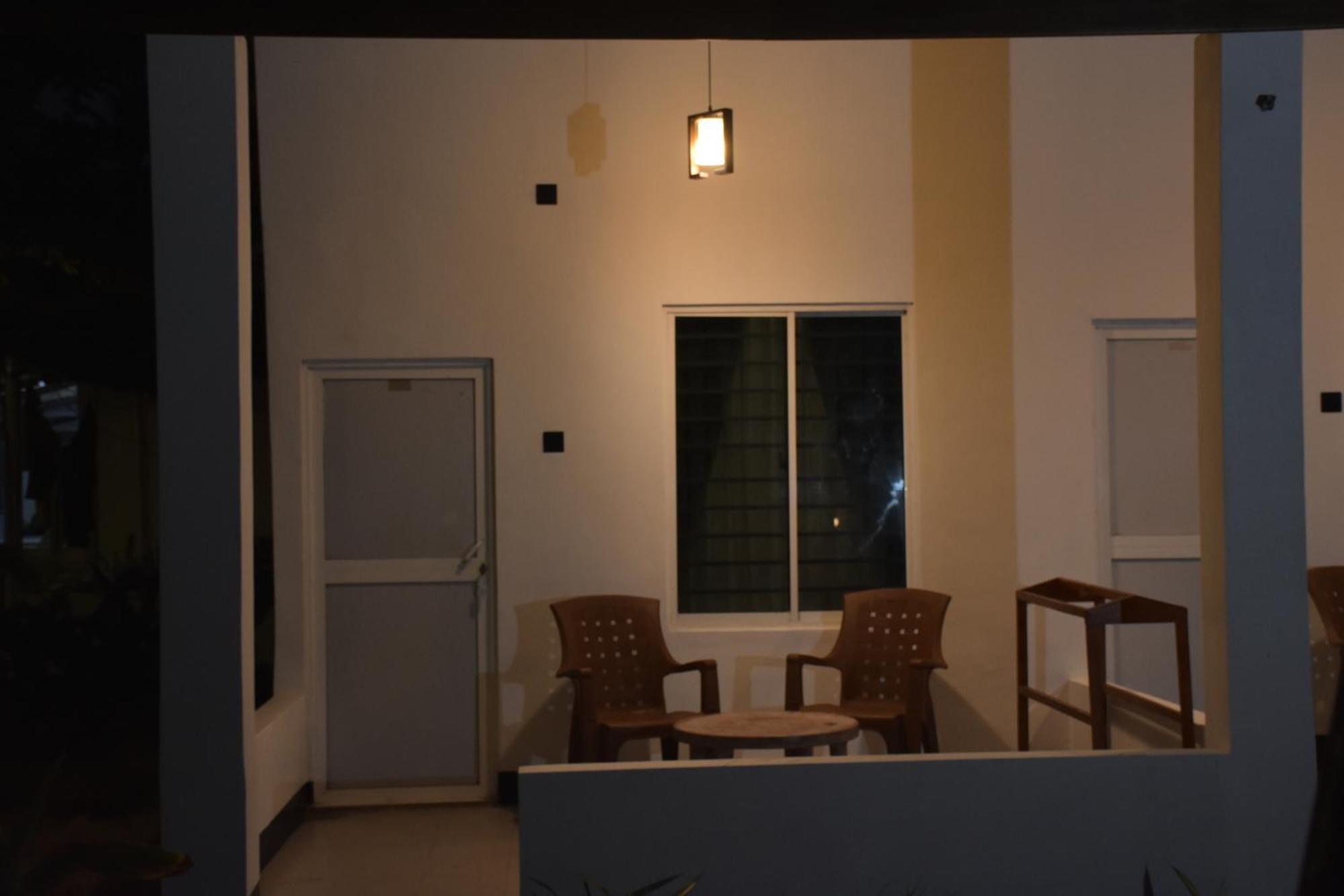 French Garden Regish Guest House トリンコマリー エクステリア 写真